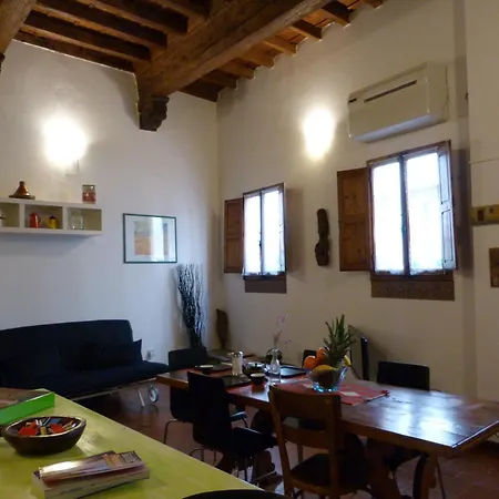 Ponte Vecchio Apartman